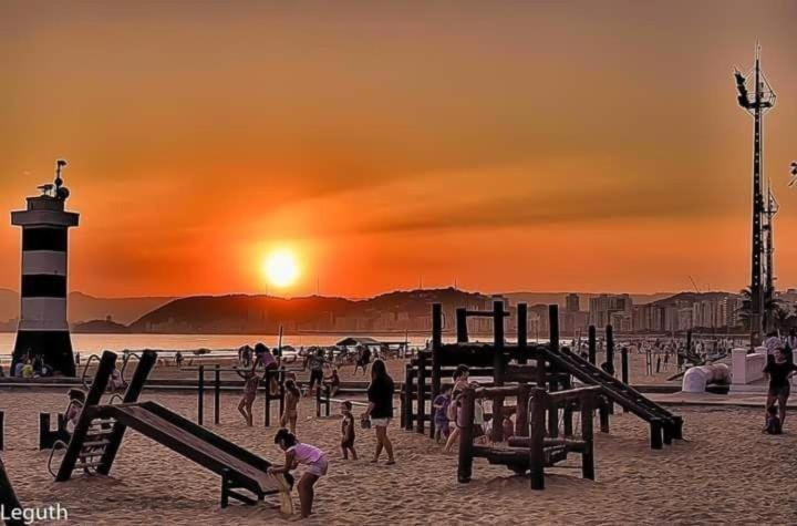 Apartamento Na Quadra Da Praia Santos  Exterior foto